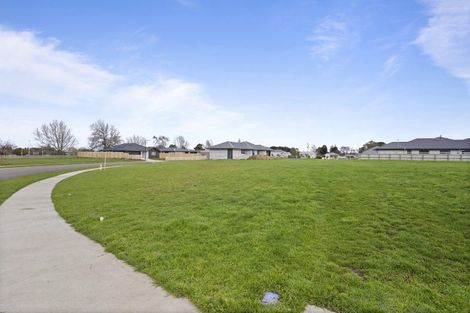 Photo of property in 15 Campbell Place, Marton, 4710