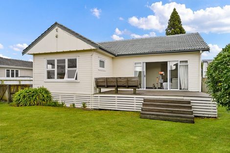 Photo of property in 41 Lake Crescent, Hamilton Lake, Hamilton, 3204