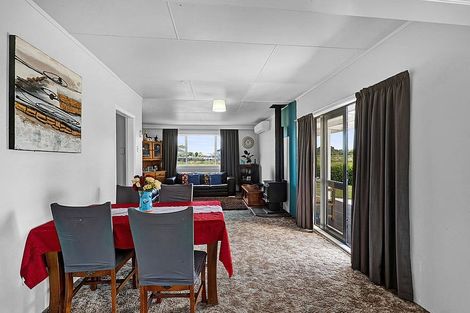 Photo of property in 84 Mawhitiwhiti Road, Normanby, Hawera, 4675