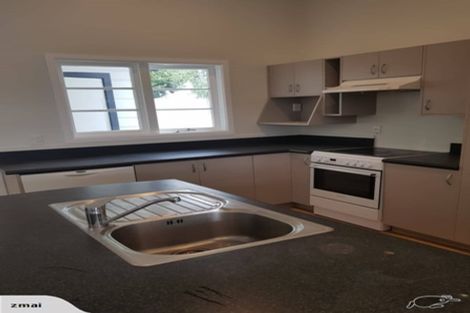 Photo of property in 30 Normanby Street, Newtown, Wellington, 6021