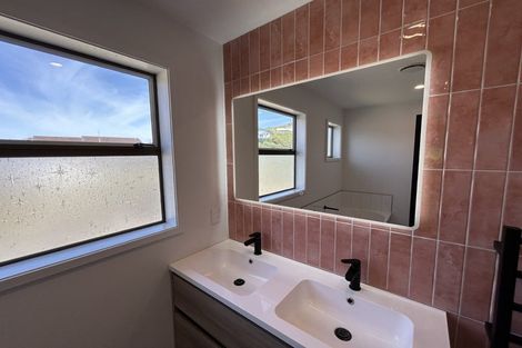 Photo of property in 125 Pope Street, Camborne, Porirua, 5026