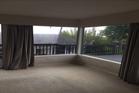 Photo of property in 15 Eyre Street, Henderson, Auckland, 0612