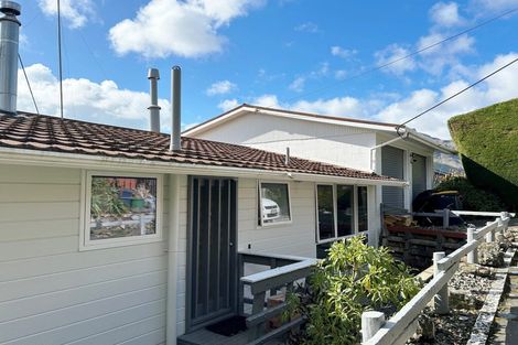 Photo of property in 18 Te Ra Crescent, Diamond Harbour, 8972