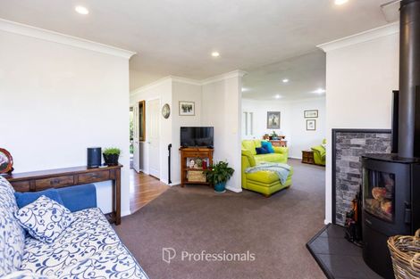 Photo of property in 53 Riverstone Drive, Riverstone Terraces, Upper Hutt, 5018