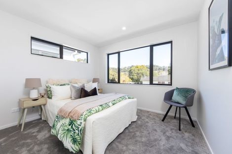 Photo of property in 3b Pendlebury Street, Green Bay, Auckland, 0604