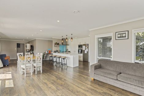 Photo of property in 5 Keene Drive, Bell Block, New Plymouth, 4312