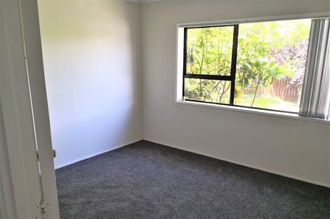 Photo of property in 23 Jandell Crescent, Bucklands Beach, Auckland, 2014