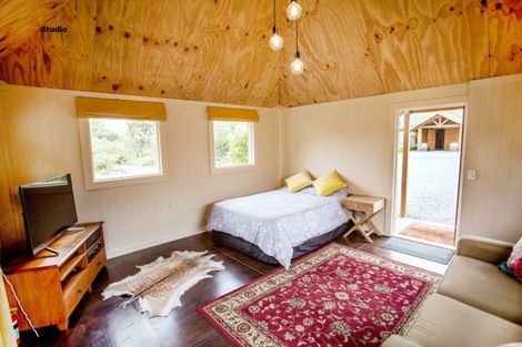 Photo of property in 202 Waitohu Valley Road, Otaki, 5583