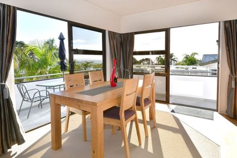 Photo of property in 3 Elgin Place, Red Beach, 0932