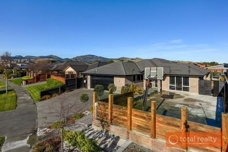 Photo of property in 11 Dunsford Close, Halswell, Christchurch, 8025