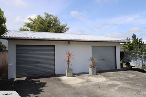 Photo of property in 48 Acacia Street, Kelvin Grove, Palmerston North, 4414
