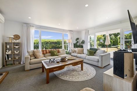 Photo of property in 57 Longfellow Road, Opunake, 4616