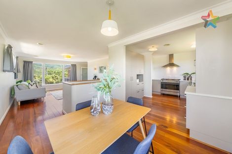 Photo of property in 108a Korokoro Road, Korokoro, Lower Hutt, 5012