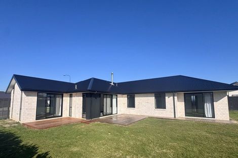 Photo of property in 6 Westmoreland Road, Darfield, 7510