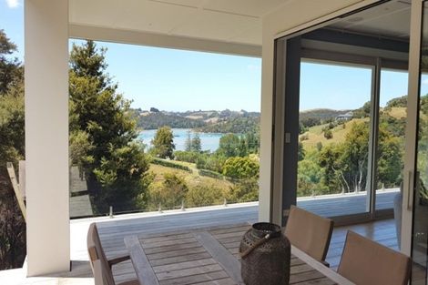 Photo of property in 31 Brick Bay Drive, Sandspit, Warkworth, 0982