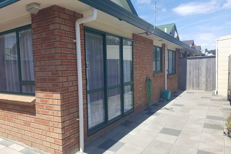 Photo of property in Miramar Villas, 13/6 Brussels Street, Miramar, Wellington, 6022