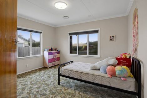 Photo of property in 43 Fox Street, Opunake, 4616