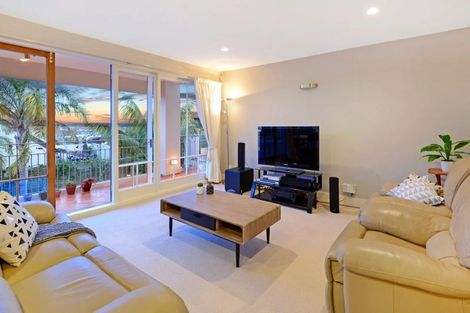 Photo of property in 2/13 Castor Bay Road, Castor Bay, Auckland, 0620