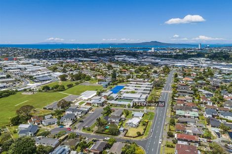 Photo of property in 134 Chivalry Road, Glenfield, Auckland, 0629