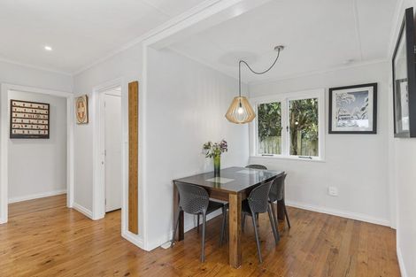 Photo of property in 24 Otanerua Road, Hatfields Beach, Orewa, 0931