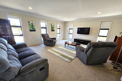 Photo of property in 12 Tatahi Cove, Papamoa Beach, Papamoa, 3118