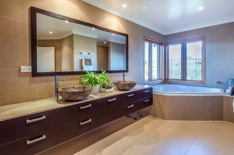 Photo of property in 273 Forestry Road, Waitoki, Kaukapakapa, 0871