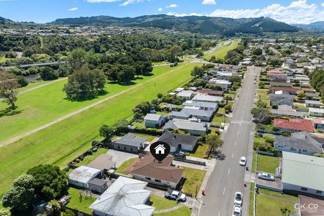 Photo of property in 71 Holdsworth Avenue, Trentham, Upper Hutt, 5018