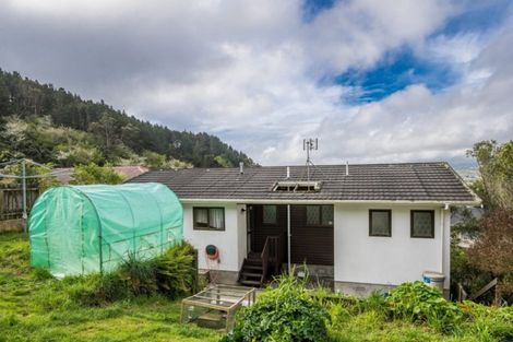 Photo of property in 7 Saint Aidans Way, Tawa, Wellington, 5028