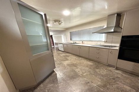 Photo of property in 40 Beaumonts Way, Manurewa, Auckland, 2102