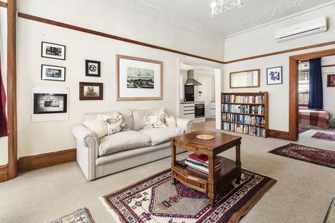 Photo of property in 113 Glenmore Street, Kelburn, Wellington, 6012