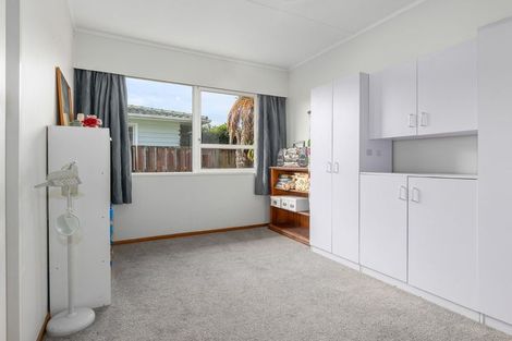 Photo of property in 74 Kennedy Drive, Levin, 5510