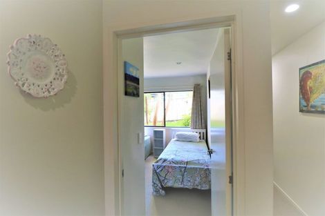 Photo of property in 27/1 Centennial Drive, Whitianga, 3510