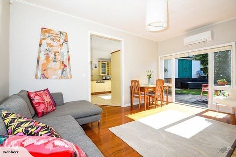Photo of property in 81 Namata Road, One Tree Hill, Auckland, 1061