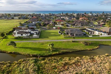 Photo of property in 27 Mandalay Key, Papamoa Beach, Papamoa, 3118