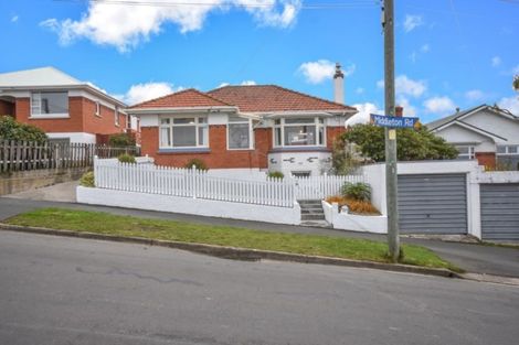 Photo of property in 86 Middleton Road, Kew, Dunedin, 9012