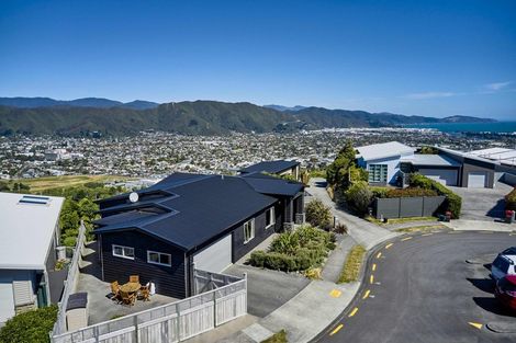 Photo of property in 37 Meadowbank Drive, Belmont, Lower Hutt, 5010