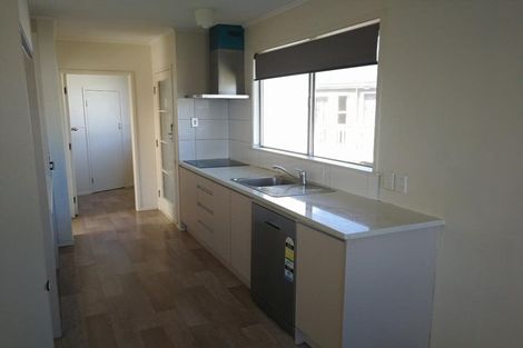 Photo of property in 62 Edgewater Drive, Pakuranga, Auckland, 2010