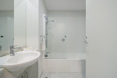 Photo of property in Beaumont Apartments, 10/12 Maunganui Road, Mount Maunganui, 3116