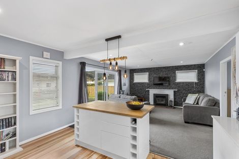 Photo of property in 3 Wright Street, Wainuiomata, Lower Hutt, 5014