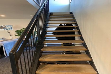 Photo of property in 327 Barbadoes Street, Christchurch Central, Christchurch, 8011