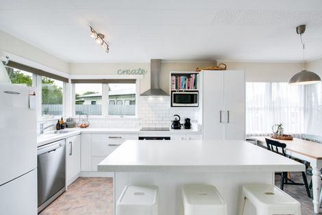 Photo of property in 26 Bristol Street, Tamatea, Napier, 4112