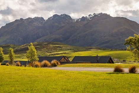 Photo of property in 16 Cunninghams Drive, Jacks Point, Queenstown, 9371