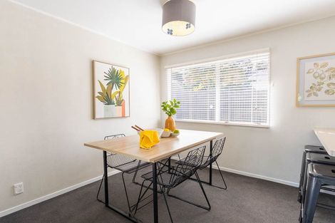 Photo of property in 5 Hookway Grove, Paraparaumu, 5032