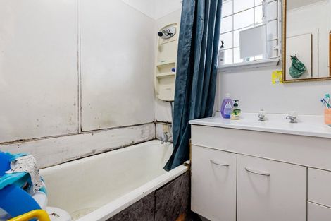 Photo of property in 19 Keats Crescent, Enderley, Hamilton, 3214