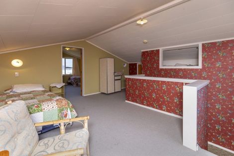 Photo of property in 82 The Parade, Paekakariki, 5034