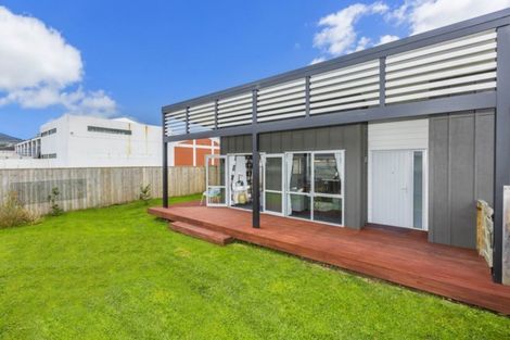 Photo of property in 37 Hildreth Street, Trentham, Upper Hutt, 5018
