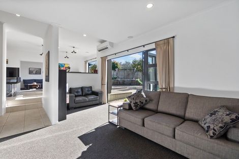 Photo of property in 54 Cairns Crescent, Rototuna, Hamilton, 3210