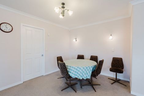 Photo of property in 82 Rototuna Road, Rototuna, Hamilton, 3210