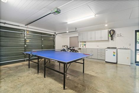 Photo of property in 16 Tarapatiki Drive, Whitianga, 3510
