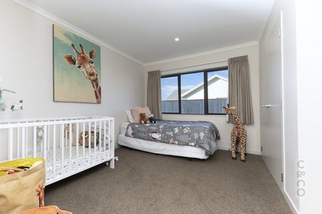 Photo of property in 4 Korako Drive, Kumeu, 0810